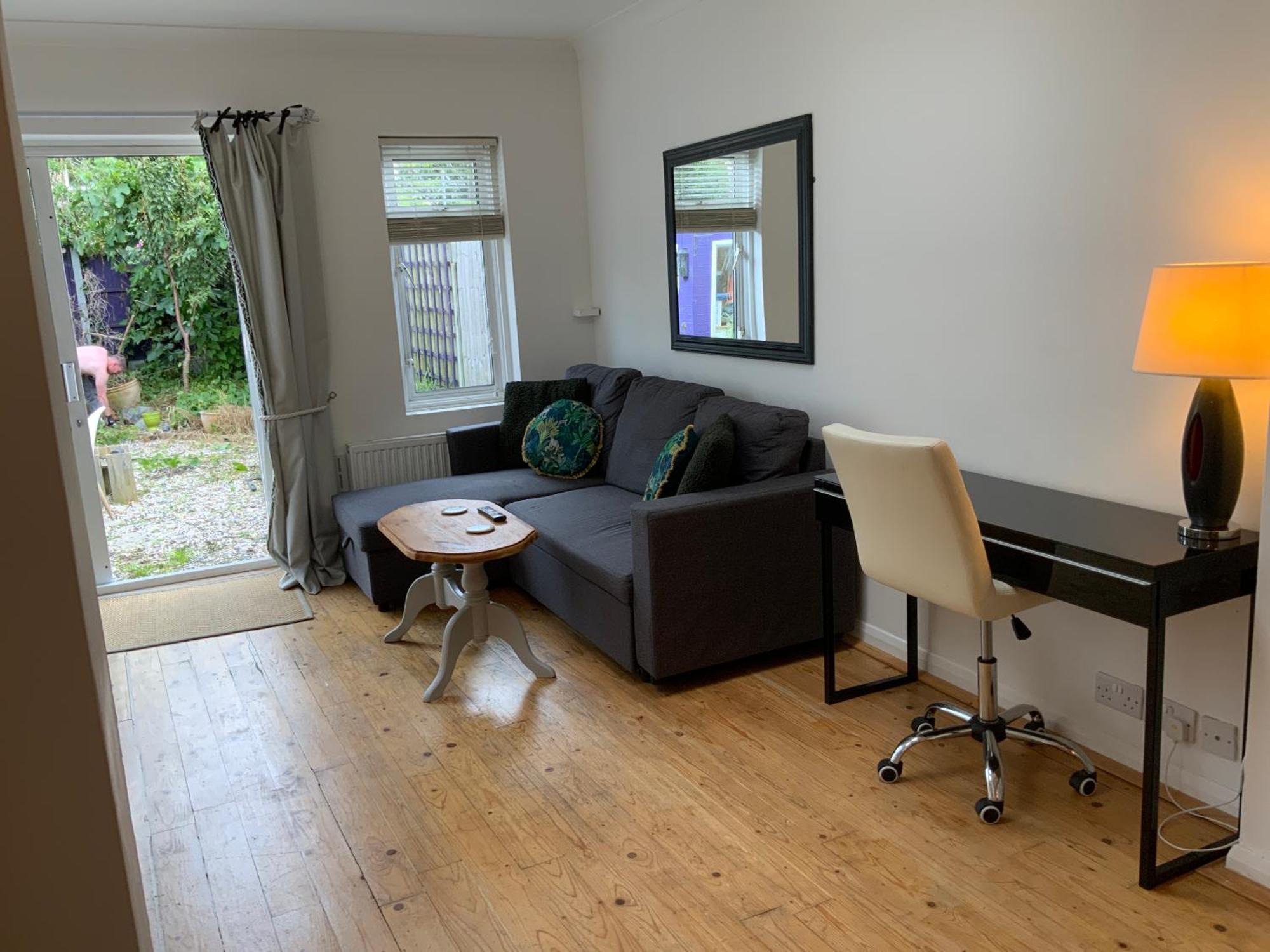 Right By Leigh Broadway Private Garden Large Ground Fl Apt Southend-on-Sea Exterior foto