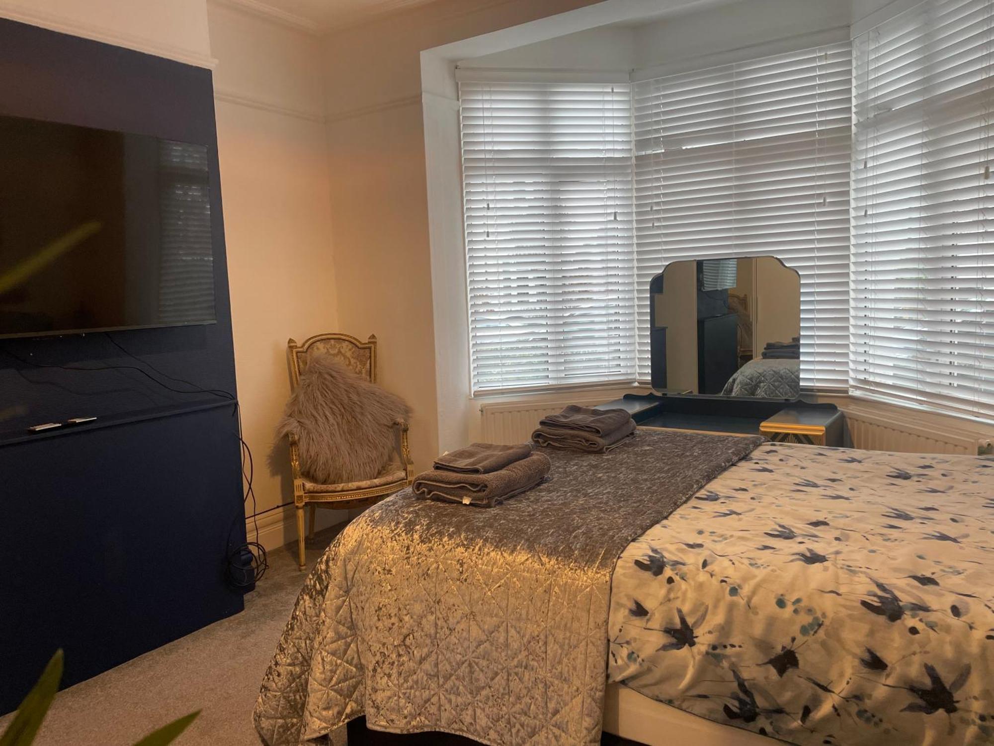 Right By Leigh Broadway Private Garden Large Ground Fl Apt Southend-on-Sea Exterior foto